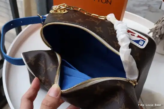 Fake Louis Bags LOUIS VUITTON BAG LVXNBA TOILETRY 0614